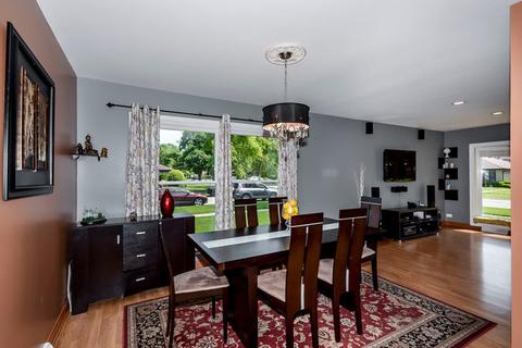 1586 Marshall Dr, Des Plaines, IL 60018 photo 7