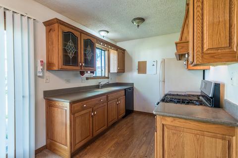 3075 Fox Hill Rd, Aurora, IL 60504 photo 10