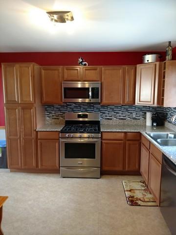 7843 W 82nd Pl, Bridgeview, IL 60455 photo 6