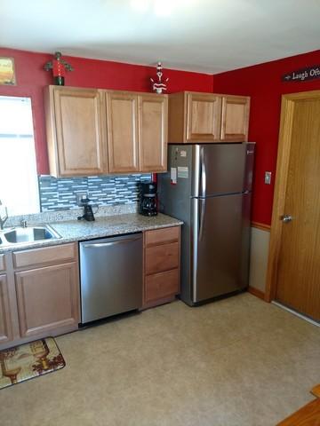 7843 W 82nd Pl, Bridgeview, IL 60455 photo 5