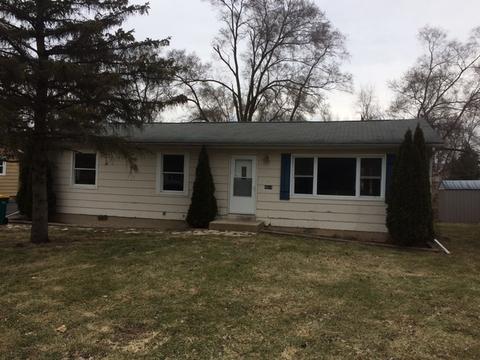 4818 Willow Ln, Mchenry, IL 60050 photo 2