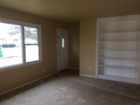 4818 Willow Ln, Mchenry, IL 60050 photo 5