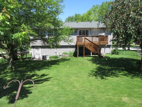 835 Hunter Dr, Roselle, IL 60172 photo 20