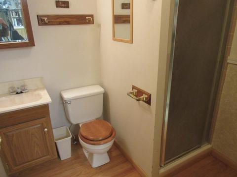 835 Hunter Dr, Roselle, IL 60172 photo 15