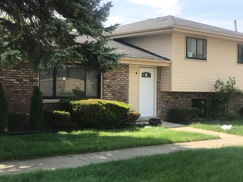 694 E 152nd St, Dolton, IL 60419 photo 1