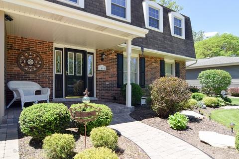 1464 Groton Ln, Wheaton, IL 60189 photo 2