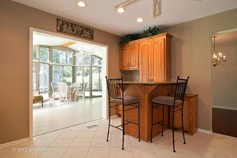 1464 Groton Ln, Wheaton, IL 60189 photo 7
