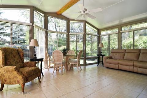 1464 Groton Ln, Wheaton, IL 60189 photo 9