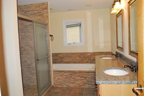 10 S362 Tim Ct, Willowbrook, IL 60527 photo 14