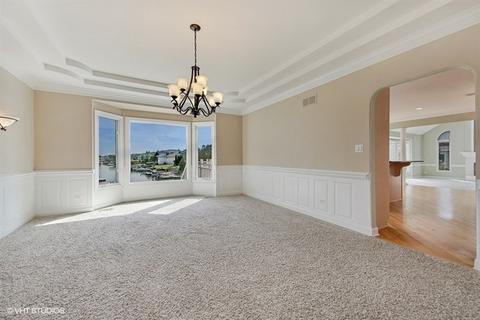 13151 Lakeshore Dr, Plainfield, IL 60585 photo 9