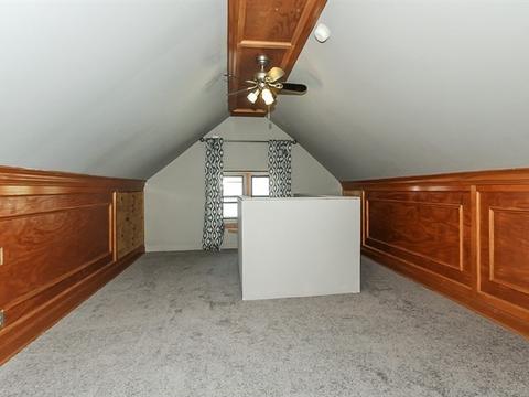 889 Van St, Elgin, IL 60123 photo 16