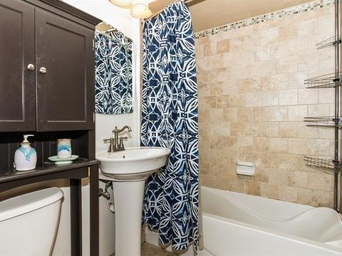 889 Van St, Elgin, IL 60123 photo 14