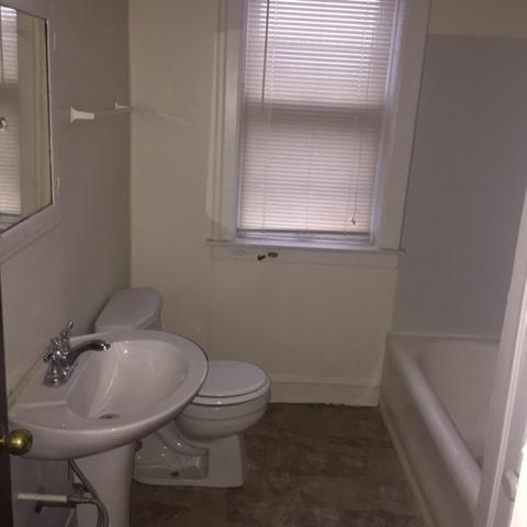 936 E 80th St, Chicago, IL 60619 photo 5