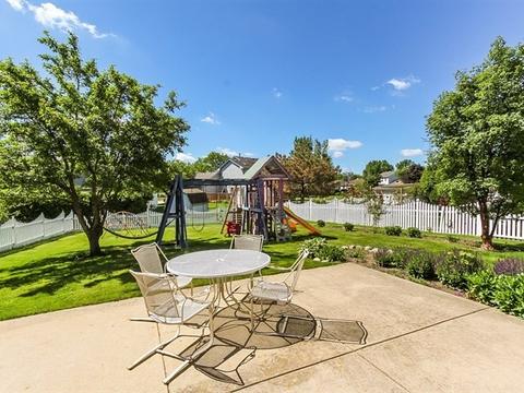 225 Dickens Trl, Elgin, IL 60120 photo 21