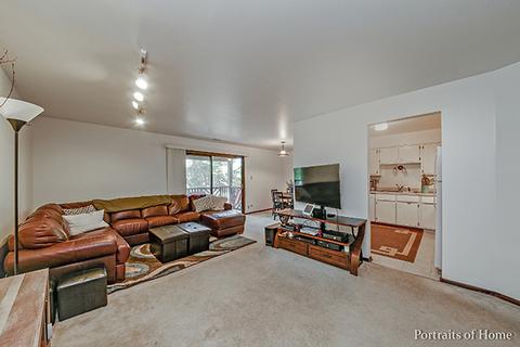 1610 Thames Ct #C, Wheaton, IL 60189 photo 4