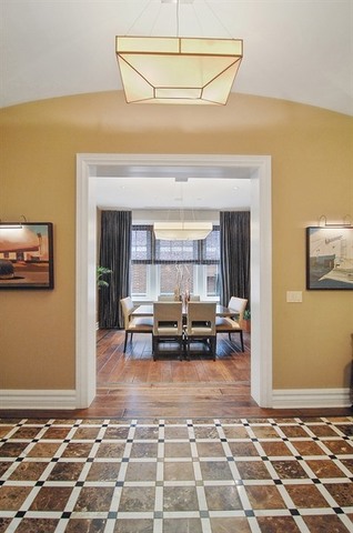18 E Division St #1, Chicago, IL 60610 photo 2