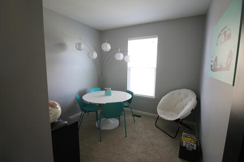 3642 Ancient Oak Dr, Elgin, IL 60124 photo 7