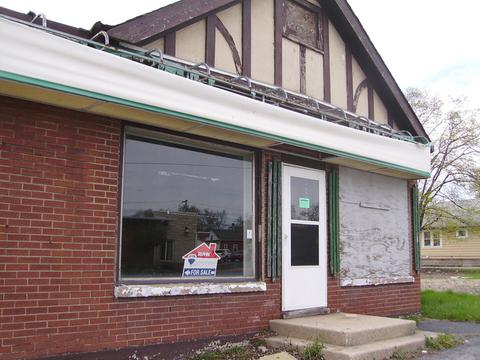 3044 Chicago Rd, Steger, IL 60475 photo 1