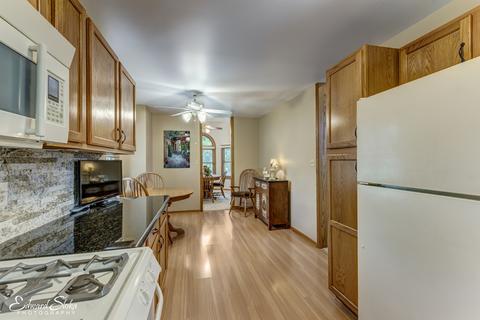 4741 Oregon Trl, Mchenry, IL 60050 photo 7