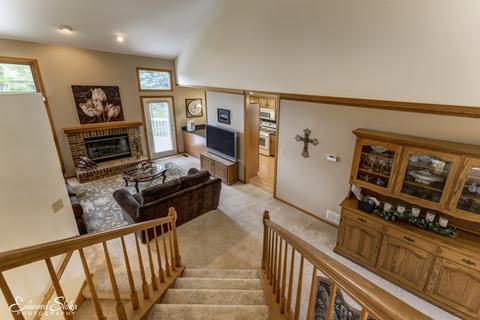 4741 Oregon Trl, Mchenry, IL 60050 photo 15