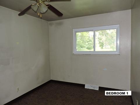 783 Moore St, Kankakee, IL 60901 photo 5