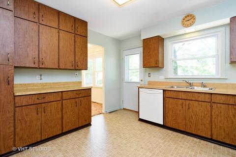 4501 Hoover St, Rolling Meadows, IL 60008 photo 4