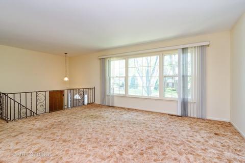 4501 Hoover St, Rolling Meadows, IL 60008 photo 2