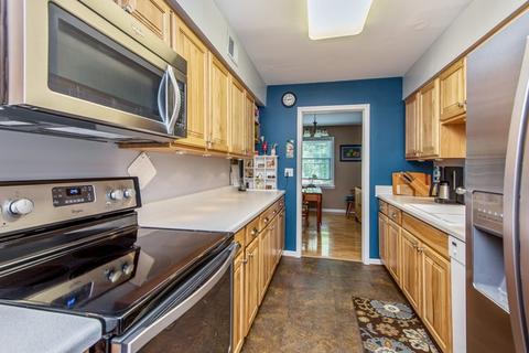 2425 Central St #3A, Evanston, IL 60201 photo 3