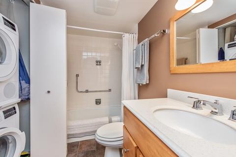 2425 Central St #3A, Evanston, IL 60201 photo 9