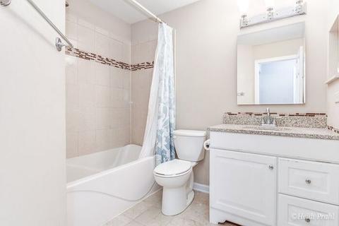 1044 Devonshire Ave, Naperville, IL 60540 photo 19