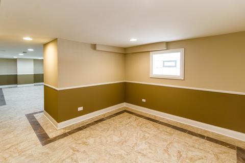 9329 S Eberhart Ave, Chicago, IL 60619 photo 17