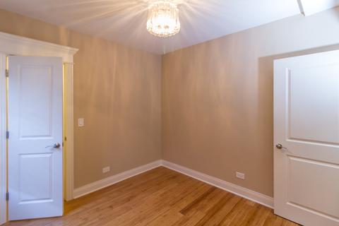 9329 S Eberhart Ave, Chicago, IL 60619 photo 12