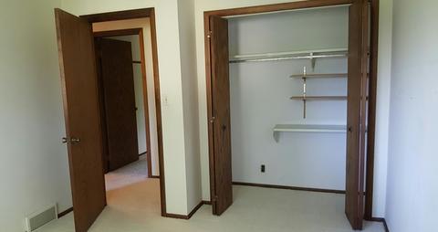 5010 W Bromley Dr, Mchenry, IL 60050 photo 9