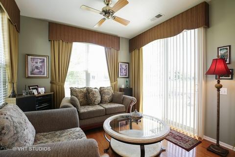 2501 Rolling Ridge Ln, Elgin, IL 60124 photo 11