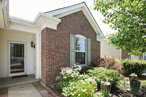 2501 Rolling Ridge Ln, Elgin, IL 60124 photo 2