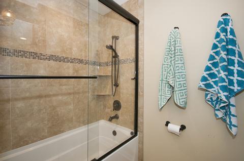 4221 Forest Glen Dr, Hoffman Estates, IL 60192 photo 21