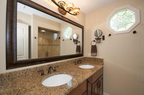4221 Forest Glen Dr, Hoffman Estates, IL 60192 photo 17