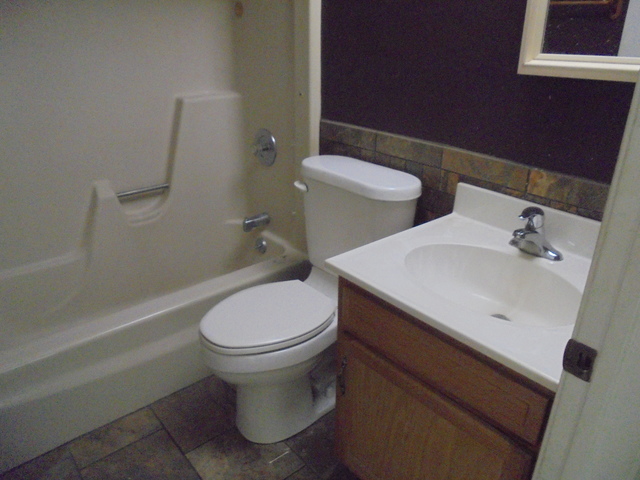 801 Stewart Ave, Elgin, IL 60120 photo 12