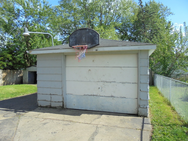 801 Stewart Ave, Elgin, IL 60120 photo 22