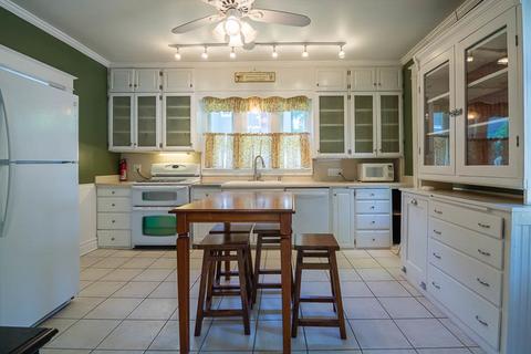 220 Hamilton Ave, Elgin, IL 60123 photo 8