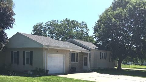 300 Nelson Ave, Spring Valley, IL 61362 photo 2