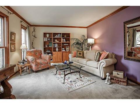1684 Rosebud Ct, Wheaton, IL 60189 photo 9