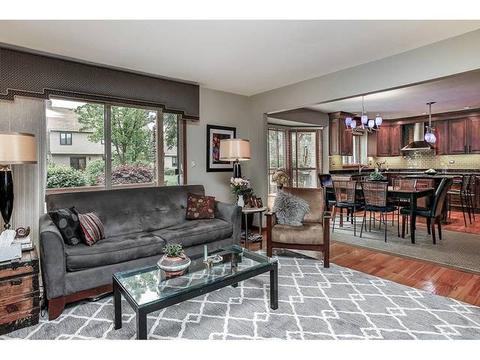 1684 Rosebud Ct, Wheaton, IL 60189 photo 5
