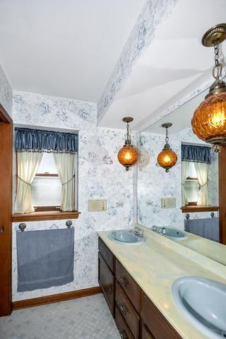 155 S Maple Ave, Hillside, IL 60162 photo 16
