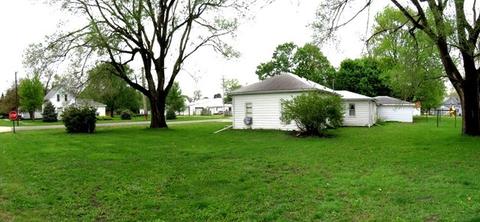 105 E 3rd St, Tampico, IL 61283 photo 17