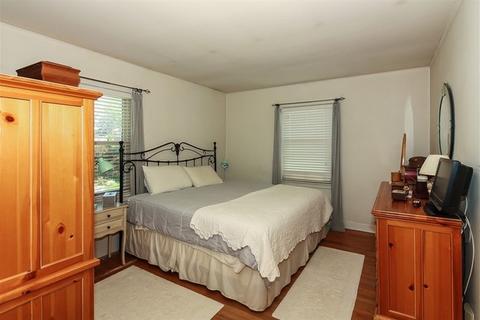 758 E Thacker St, Des Plaines, IL 60016 photo 11