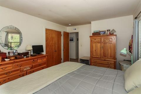 758 E Thacker St, Des Plaines, IL 60016 photo 12