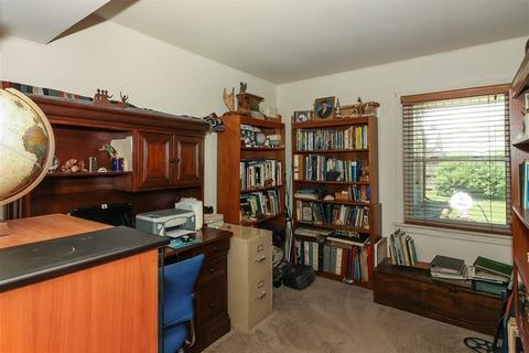 758 E Thacker St, Des Plaines, IL 60016 photo 16