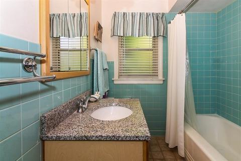 758 E Thacker St, Des Plaines, IL 60016 photo 13