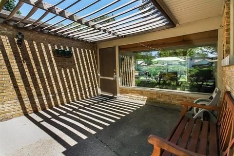 758 E Thacker St, Des Plaines, IL 60016 photo 21